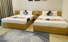 Khách Sạn The One Hotel 1